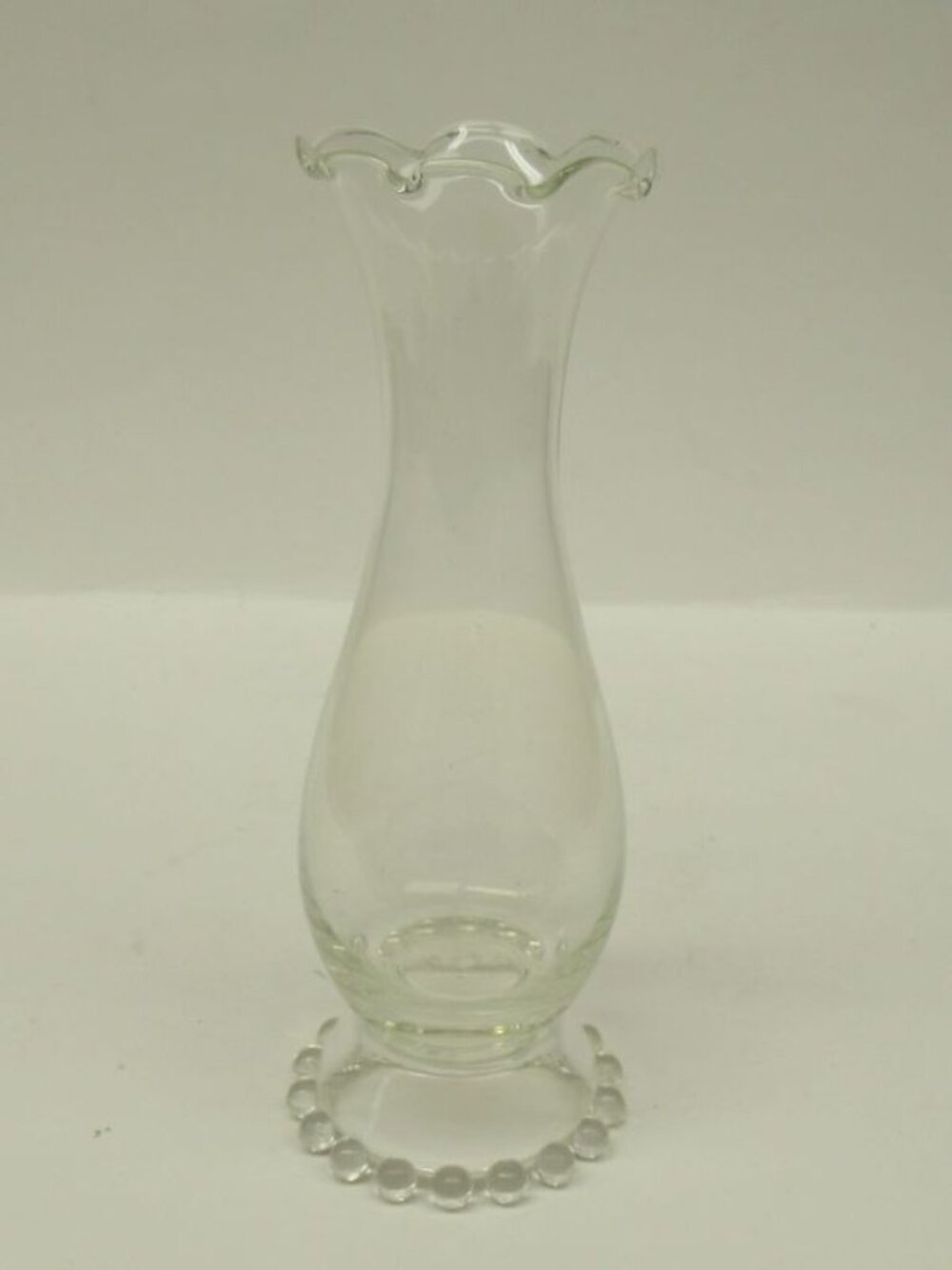 Imperial Elegant Glass Crystal CANDLEWICK 5 7/8 Inch High Flower Bud Vase
